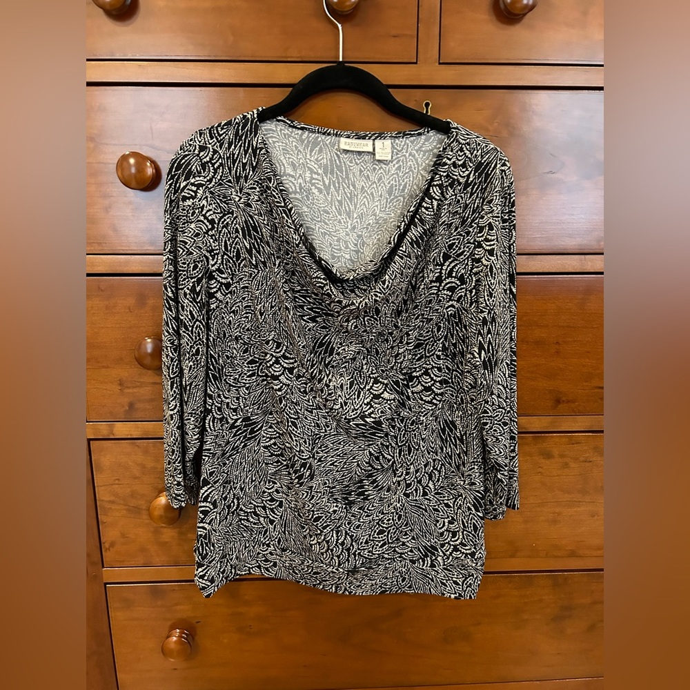Chico's 3/4 length sleeve top, black and tan size1